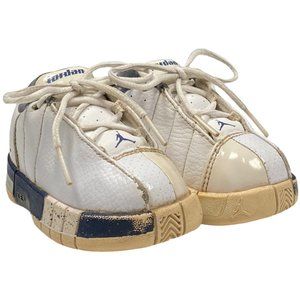 Jordan Kid's 5C Team Elite 2 Low Air Jordan Sneakers